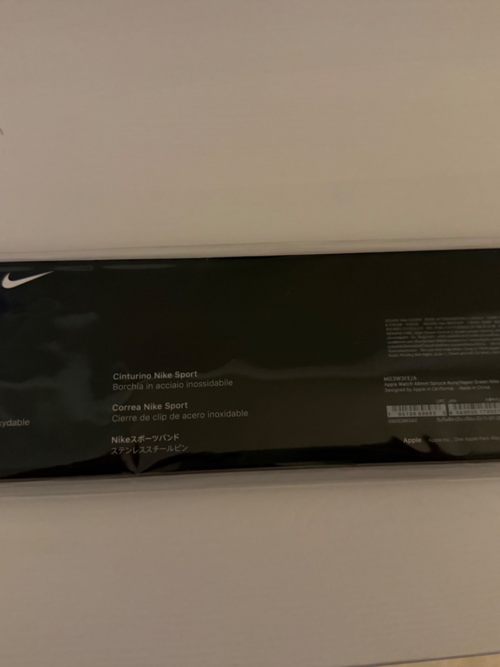 New in Plastic Nike Sport Band Apple Watch 46mm - Picture 2 of 3